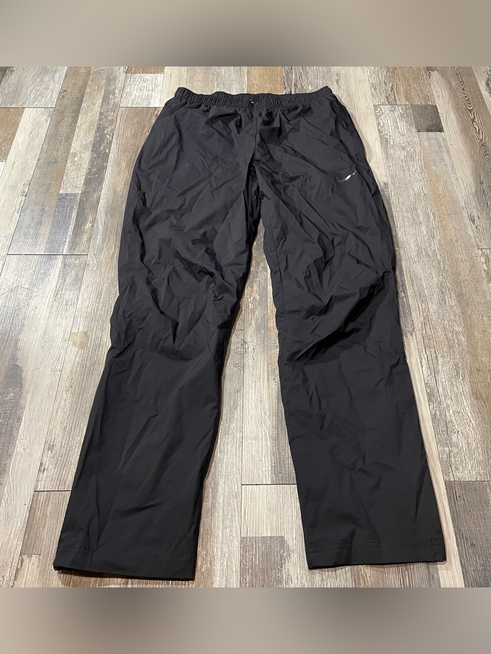 Nike Track Pants Men’s Medium Black Ankle Zip Windbreaker